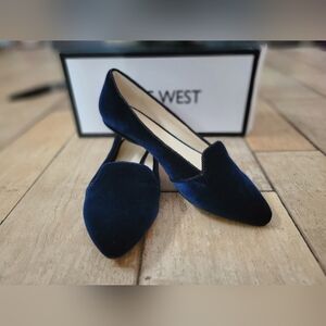 NINE WEST Sholette navy velvet loafers NEW IN BOX 6.5